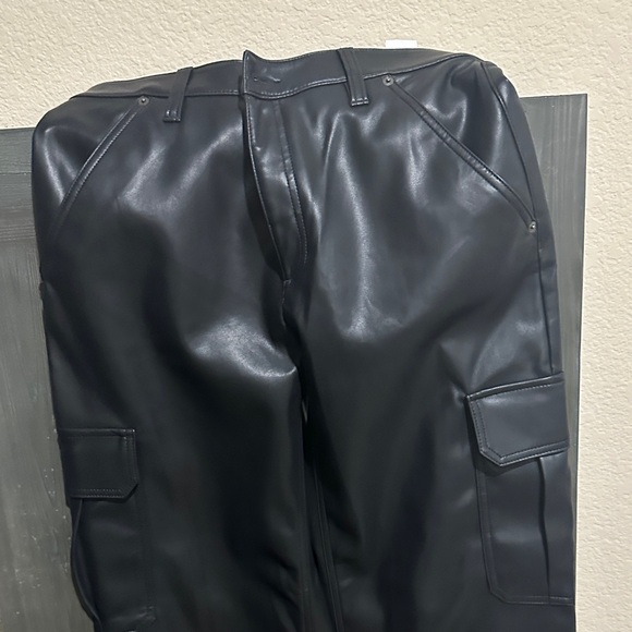 Banana Republic Black Faux Leather Cargo Pants. - Picture 5 of 8